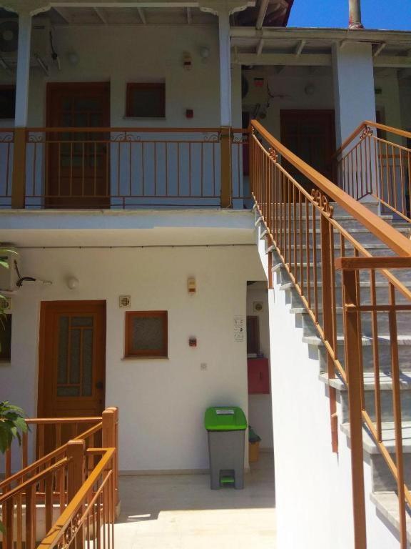 Kostas Studios II Vasilikí Exteriör bild